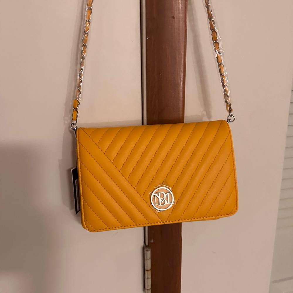 Badgley Mischka Yellow Quilted Clutch - Picture 2 of 13